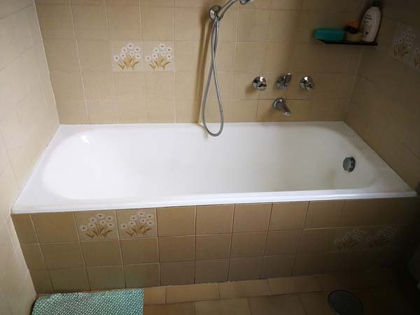 Sovrapposizione vasca da bagno: cos'è e perché conviene