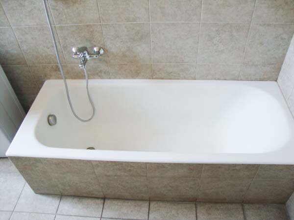 Sovrapposizione vasca da bagno: cos'è e perché conviene